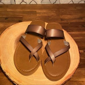 Brand new Sonoma Sandler’s
